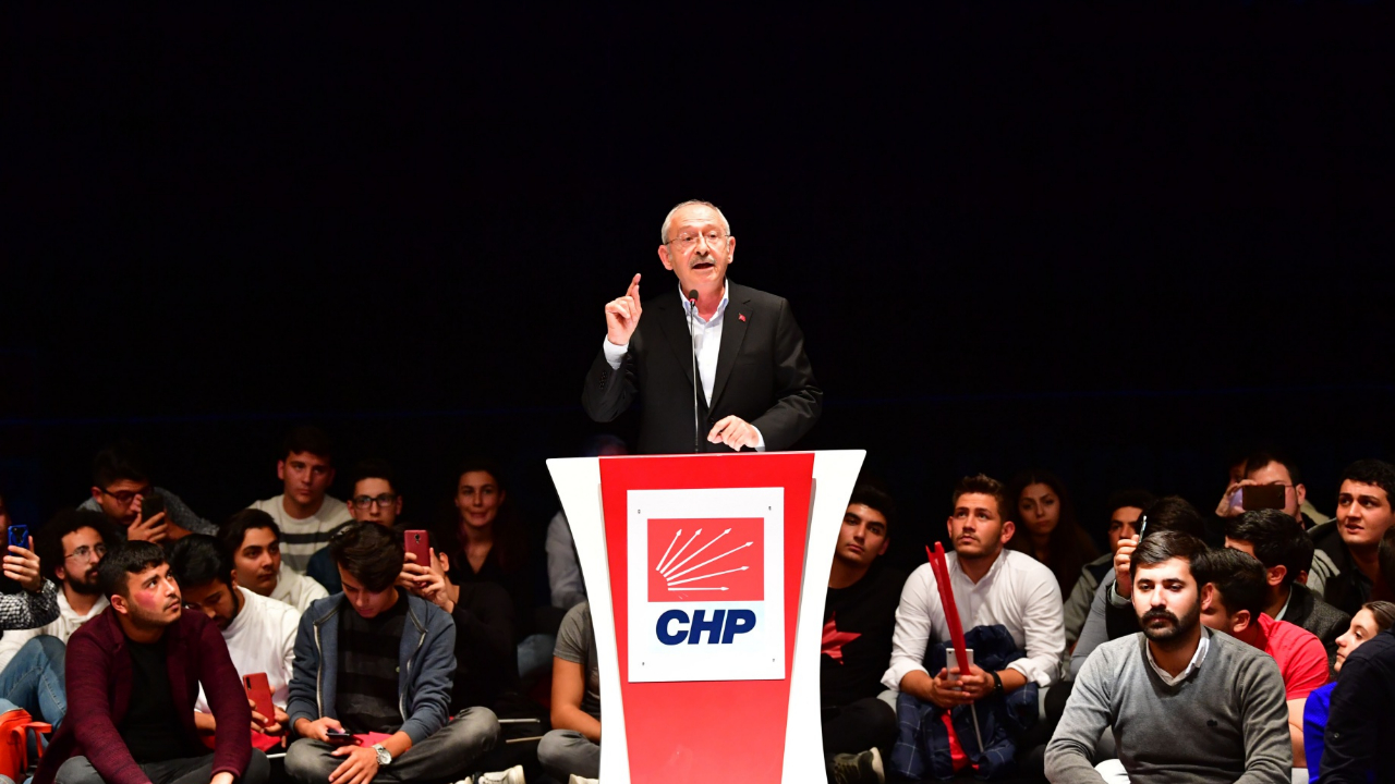 Kılıçdaroğlu gençlere anlattı:  Gardırop Atatürkçülüğünden uzak duracağız!