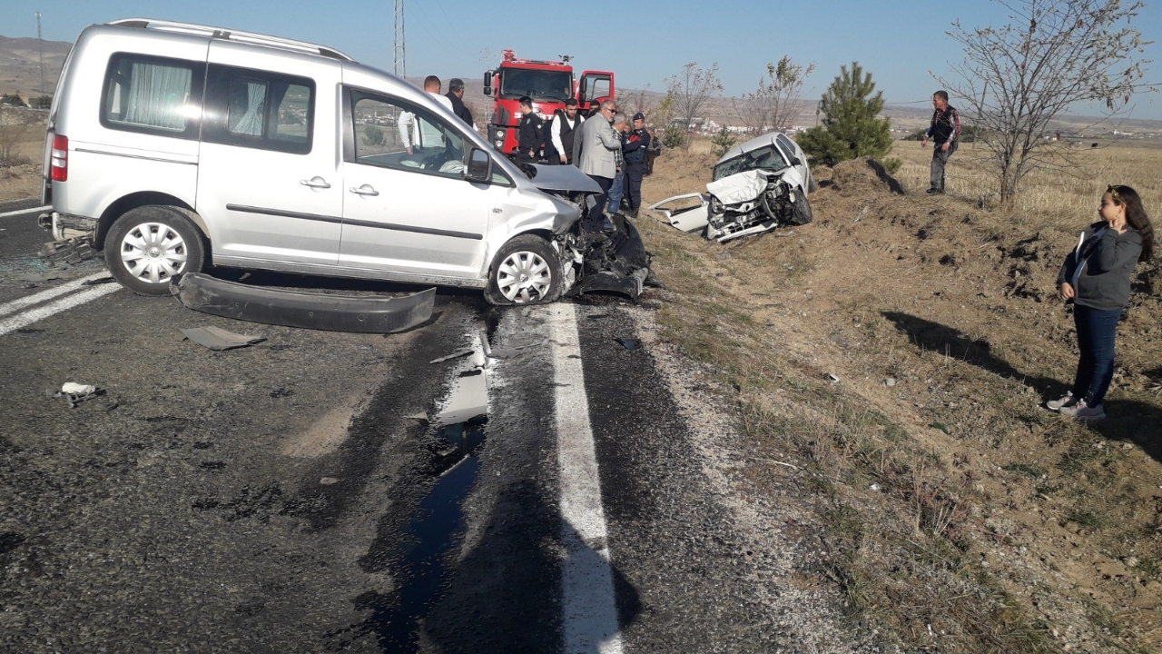 Çankırı'da korkunç kaza: 3 ölü...