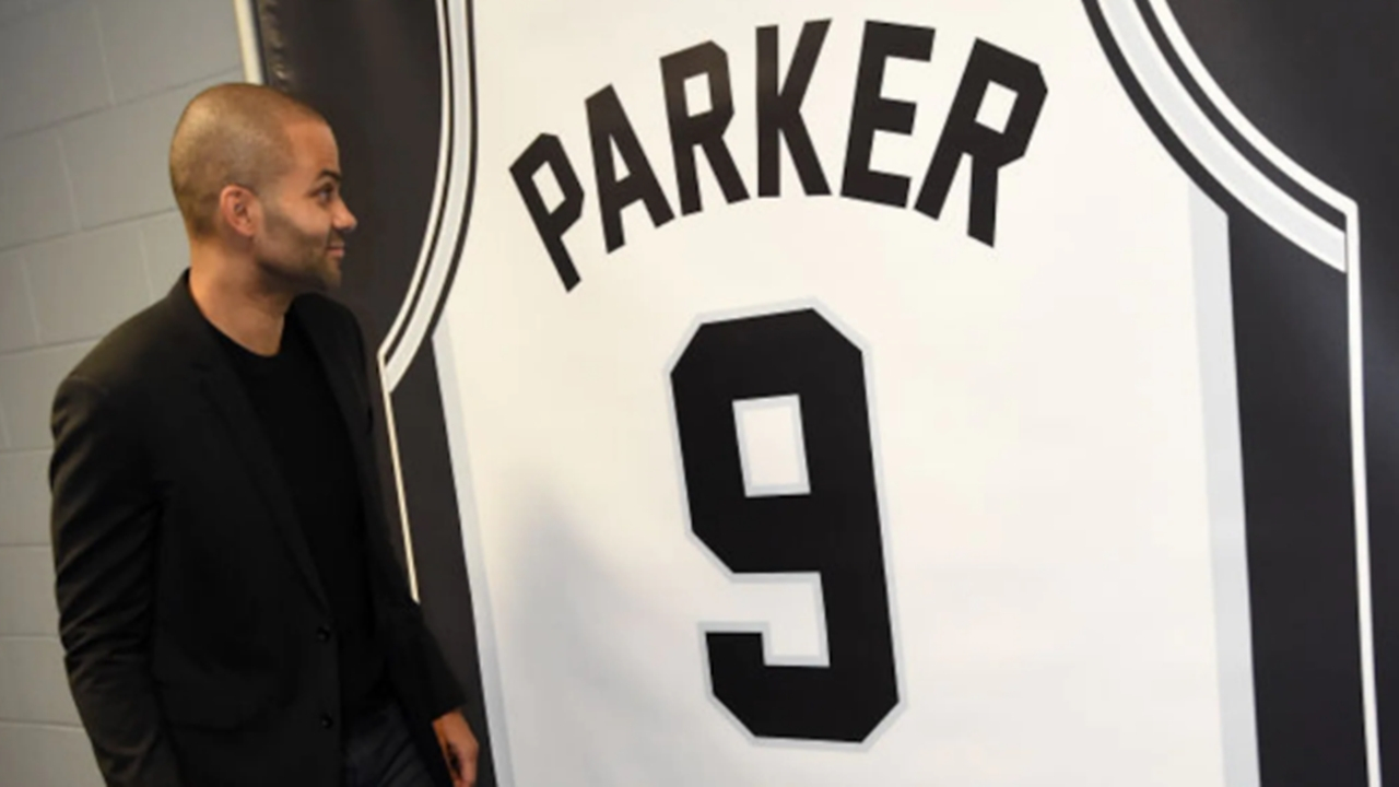 Tony Parker'ın forması emekli edildi!