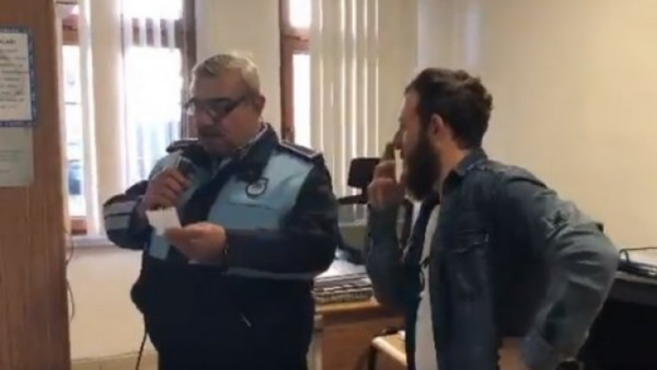 "Millet helak oldu" deyip mikrofonu kaptı