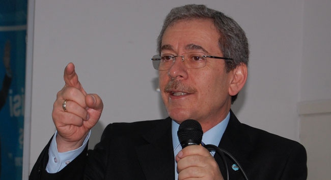 Eski bakan Abdüllatif Şener'den skandal 'Halep' paylaşımı