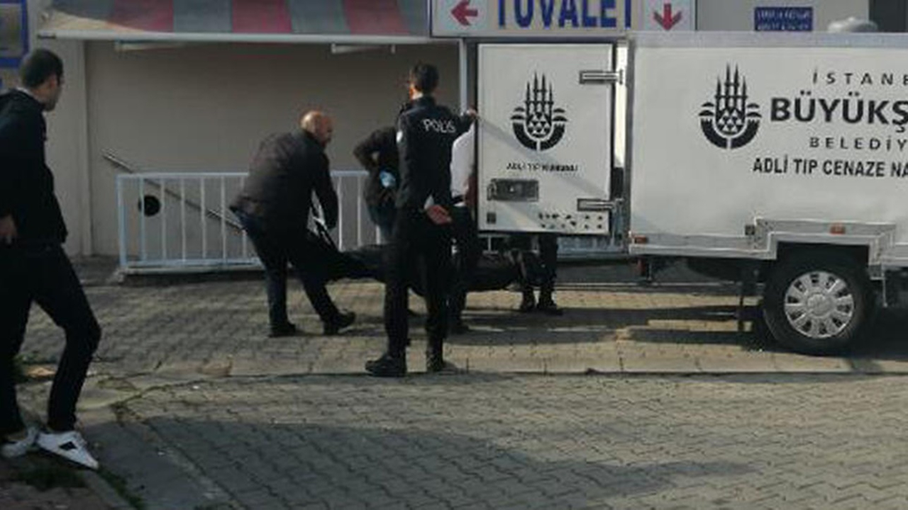 Bakırköy'de tuvalette bir kişinin cesedi bulundu