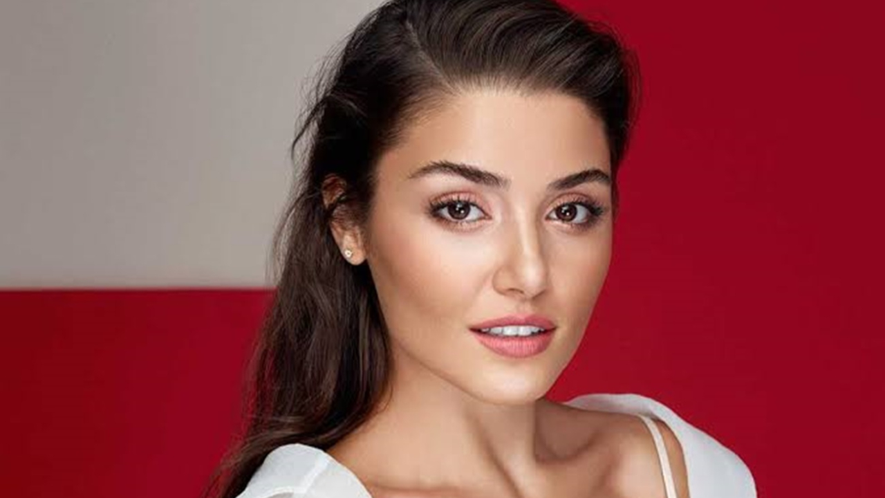 Hande Erçel'in paylaşımı sosyal medyayı salladı!