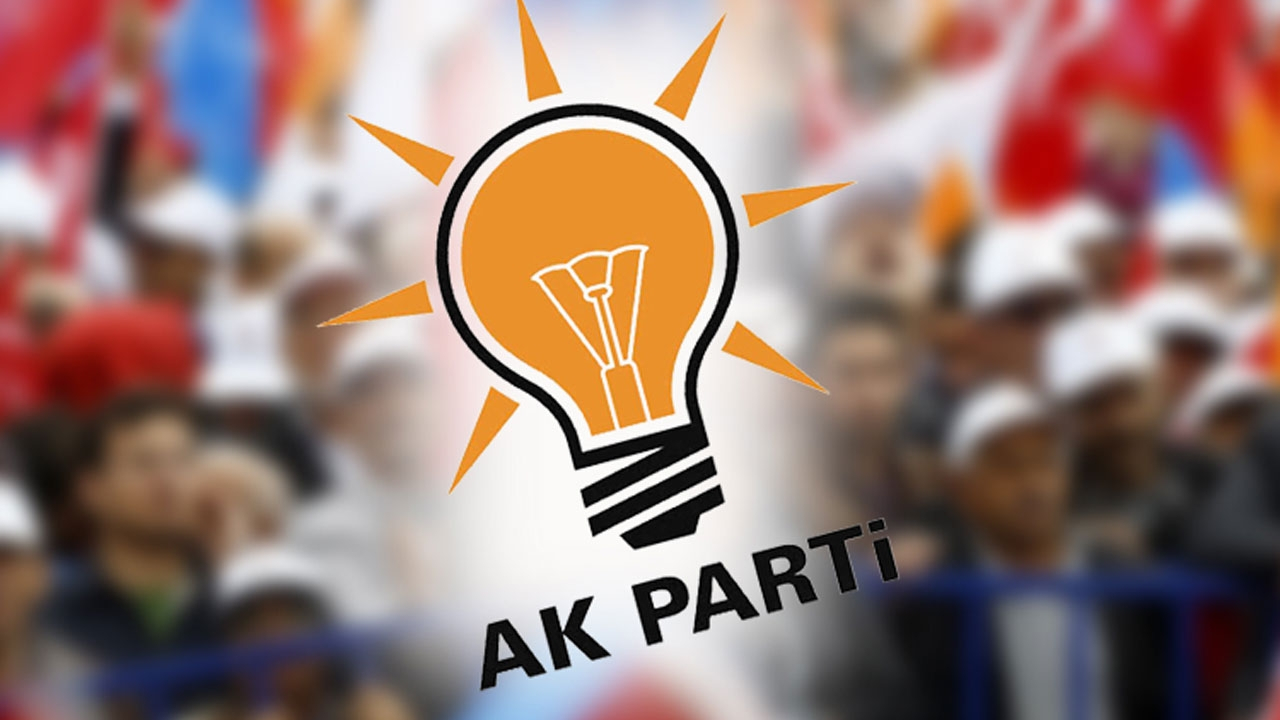 AK Parti'li il başkanı istifa etti...
