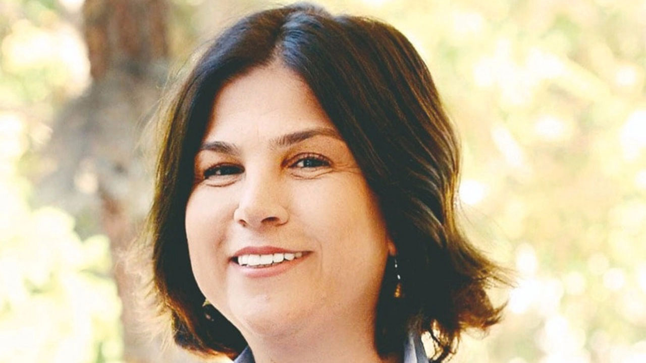 İpek Özbey Cumhuriyet ile anlaştı