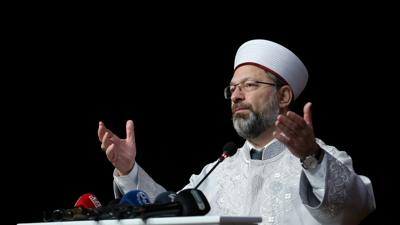 Diyanet sigarayla olan savaşı sürdürüyor!