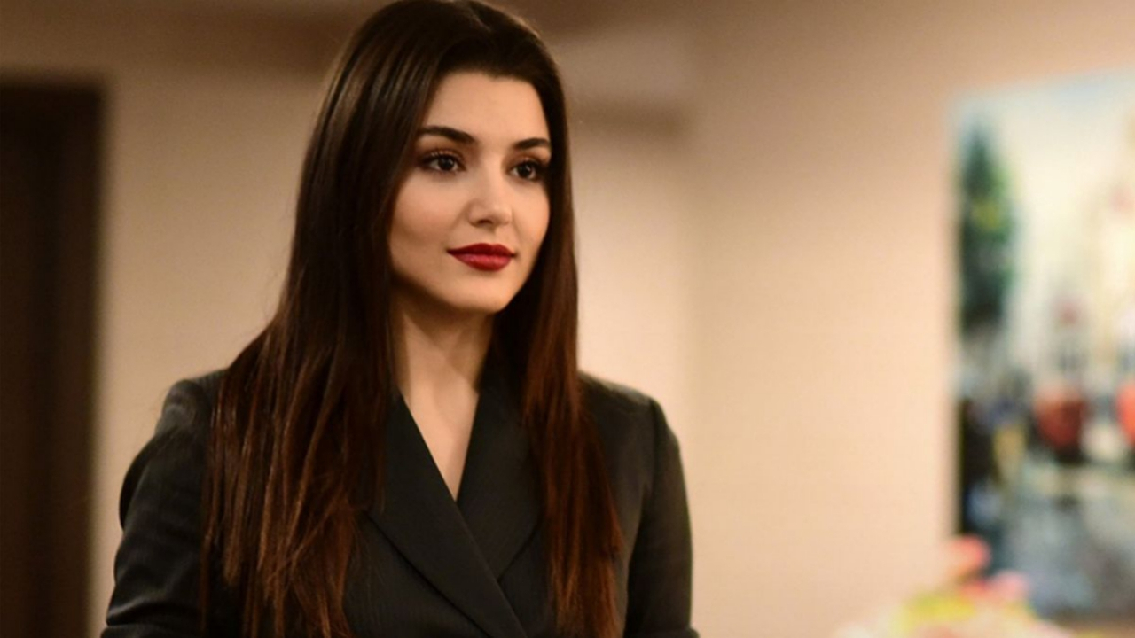 Hande Erçel'den anlamlı hareket!