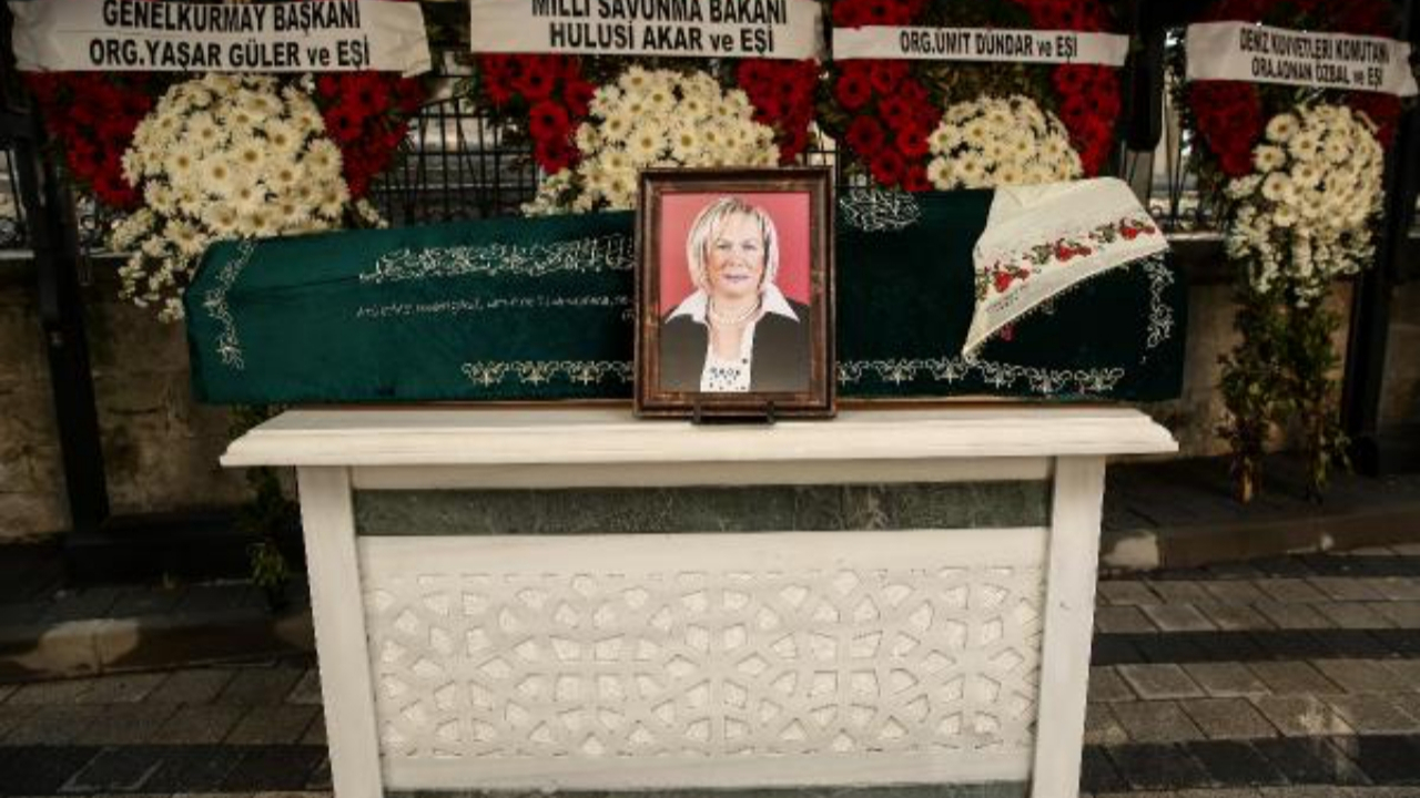 Yaşar Büyükanıt eşinin cenaze törenine katılamadı