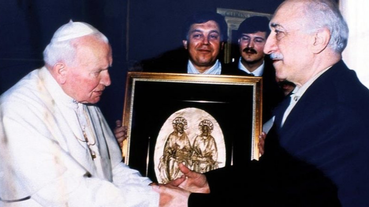 FETÖ'nün yeni taktiği kilise organizasyonları!