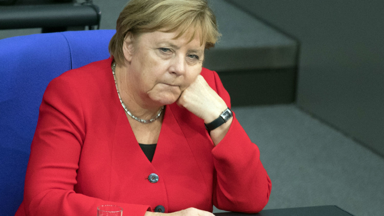 Erdoğan'ın resti Merkel'i harekete geçirdi!