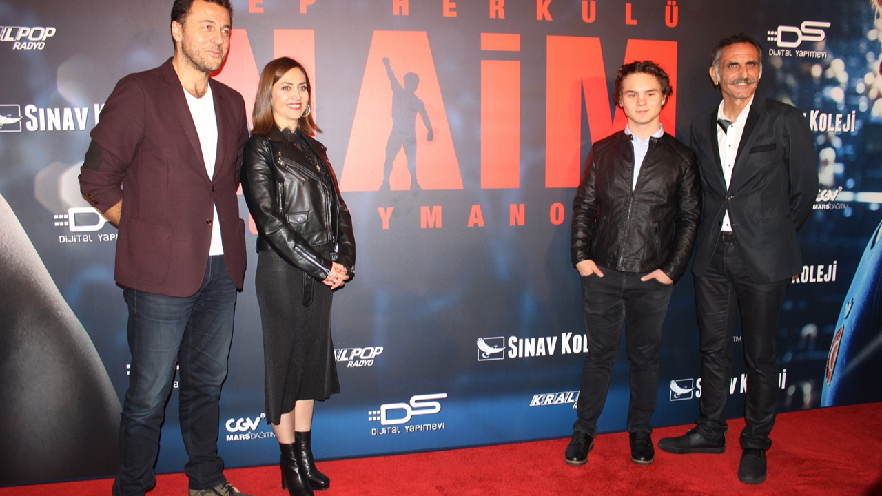 Cep Herkülü: Naim Süleymanoğlu filminin galası yapıldı!