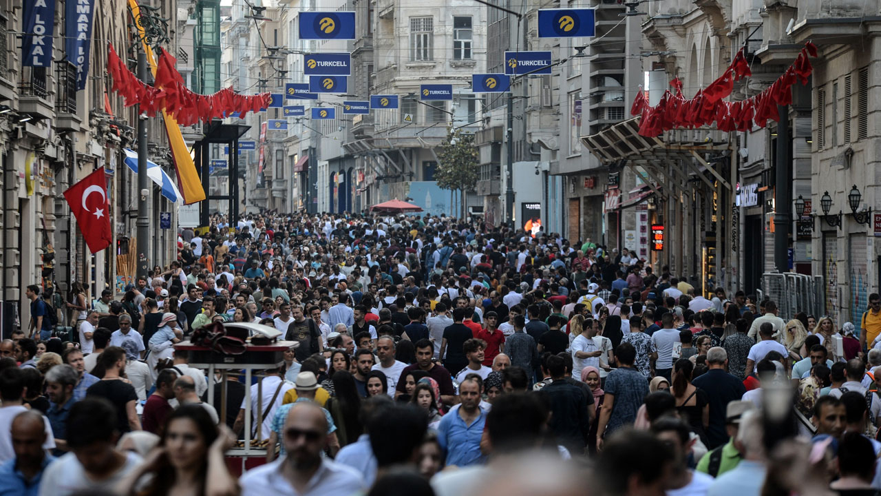 OECD, Türkiye`nin büyüme beklentisini yükseltti