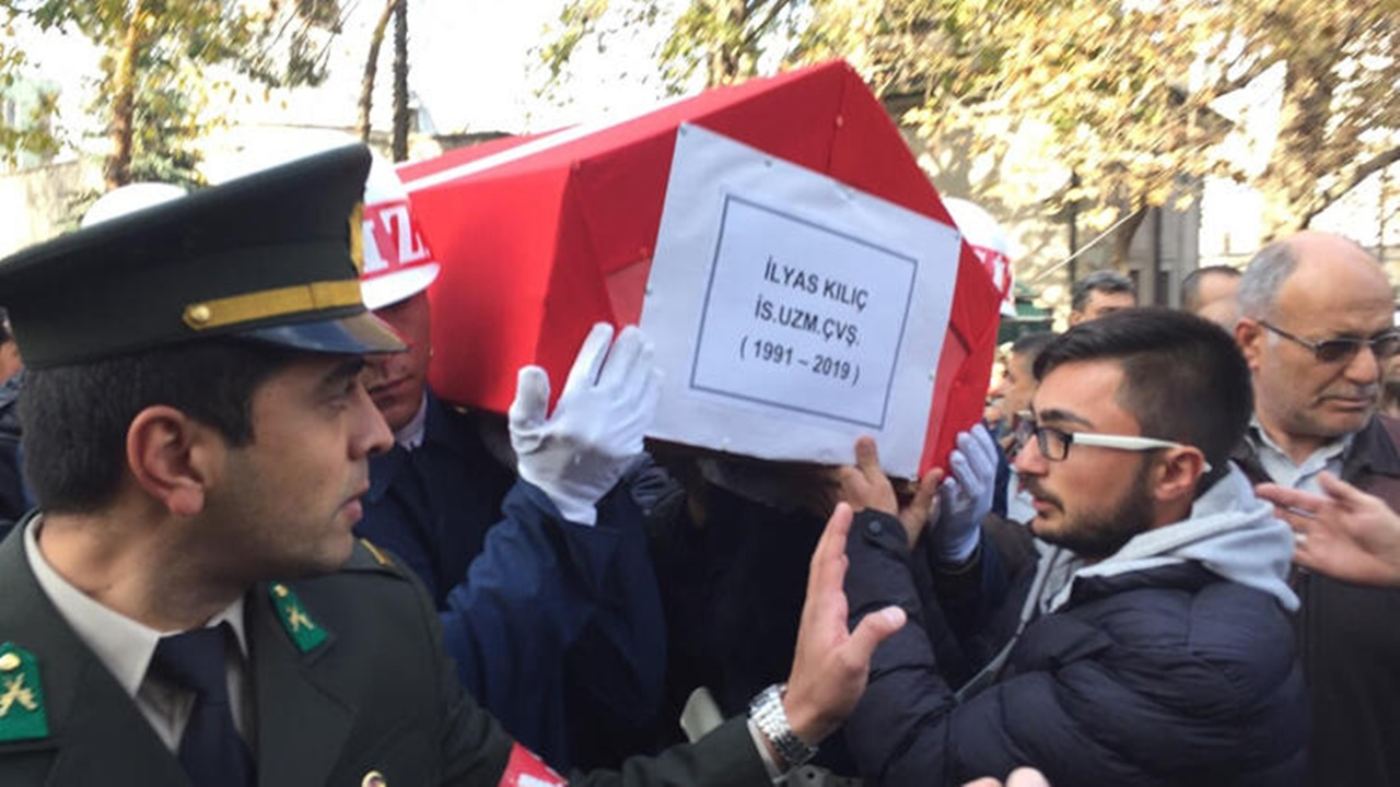 Şehit Uzman Çavuş İlyas Kılıç, memleketi Kayseri'de son yolculuğuna uğurlandı!