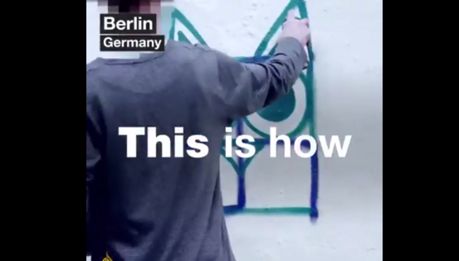 Berlin sokaklarındaki Nazi sembollerinin sanat eserine dönüşümü...