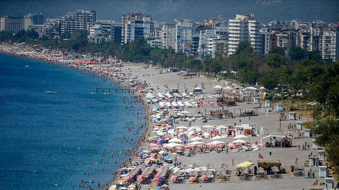 15 milyondan fazla turist ağırlandı...