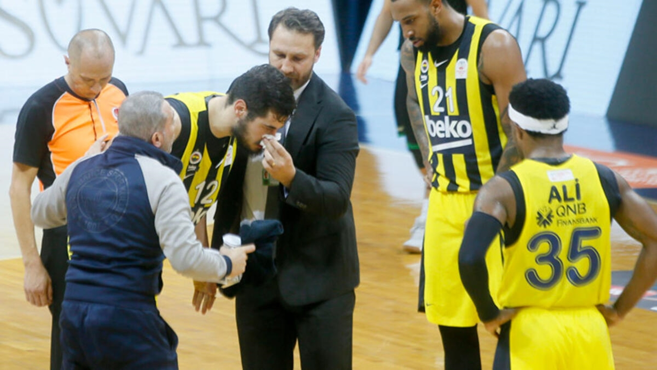 Fenerbahçe Beko'ya Kalinic'ten kötü haber!