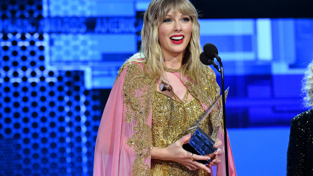 Taylor Swift Michael Jackson'ın rekorunu kırdı!