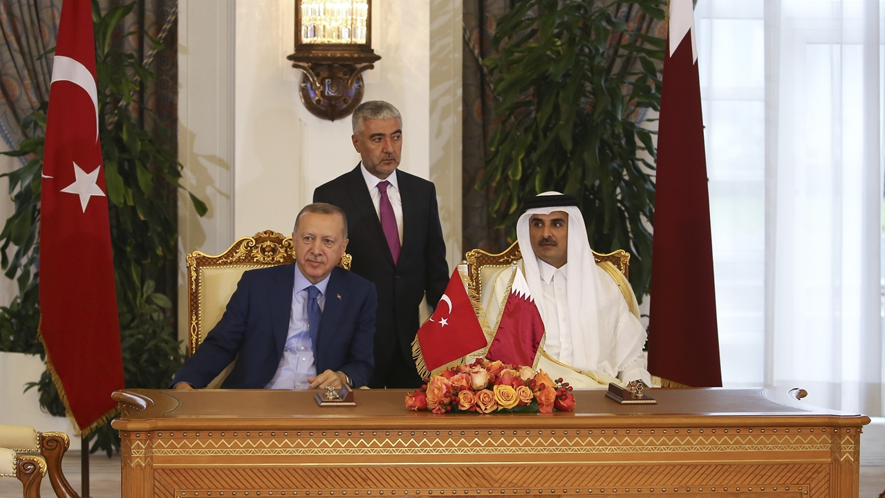Cumhurbaşkanı Erdoğan Katar'dan ayrıldı...