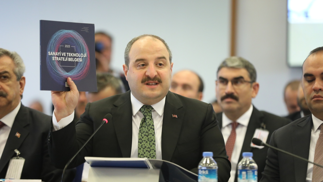 Bakan Varank açıkladı: Prototip 2023'te raylarda olacak!