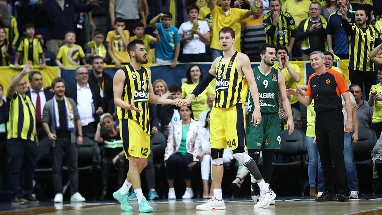 Fenerbahçe Beko'ya kötü haber!