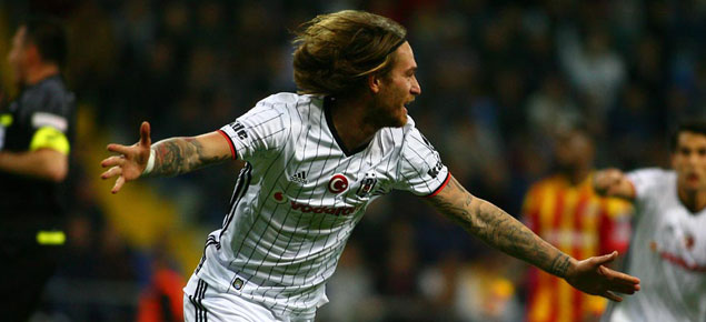 Beşiktaş Ömer Şişmanoğlu'na izin verdi!