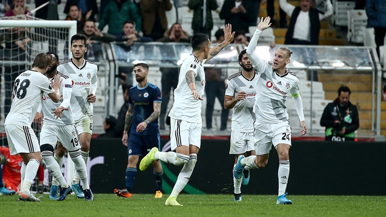 Beşiktaş, Slovan Bratislava'yı 2-1 yendi!