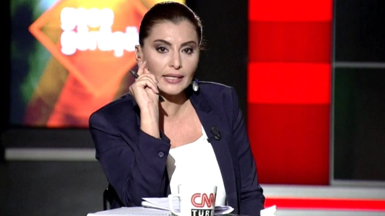 Hande Fırat canlı yayında rahatsızlandı...