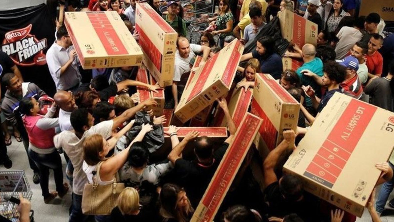 Black Friday rezaletine tepki yağdı