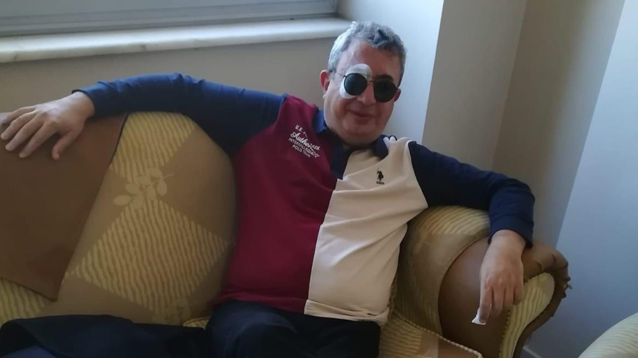Profesör evinde ölü bulundu....