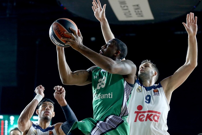 Darüşşafaka Doğuş Real Madrid'i perişan etti: 81-68