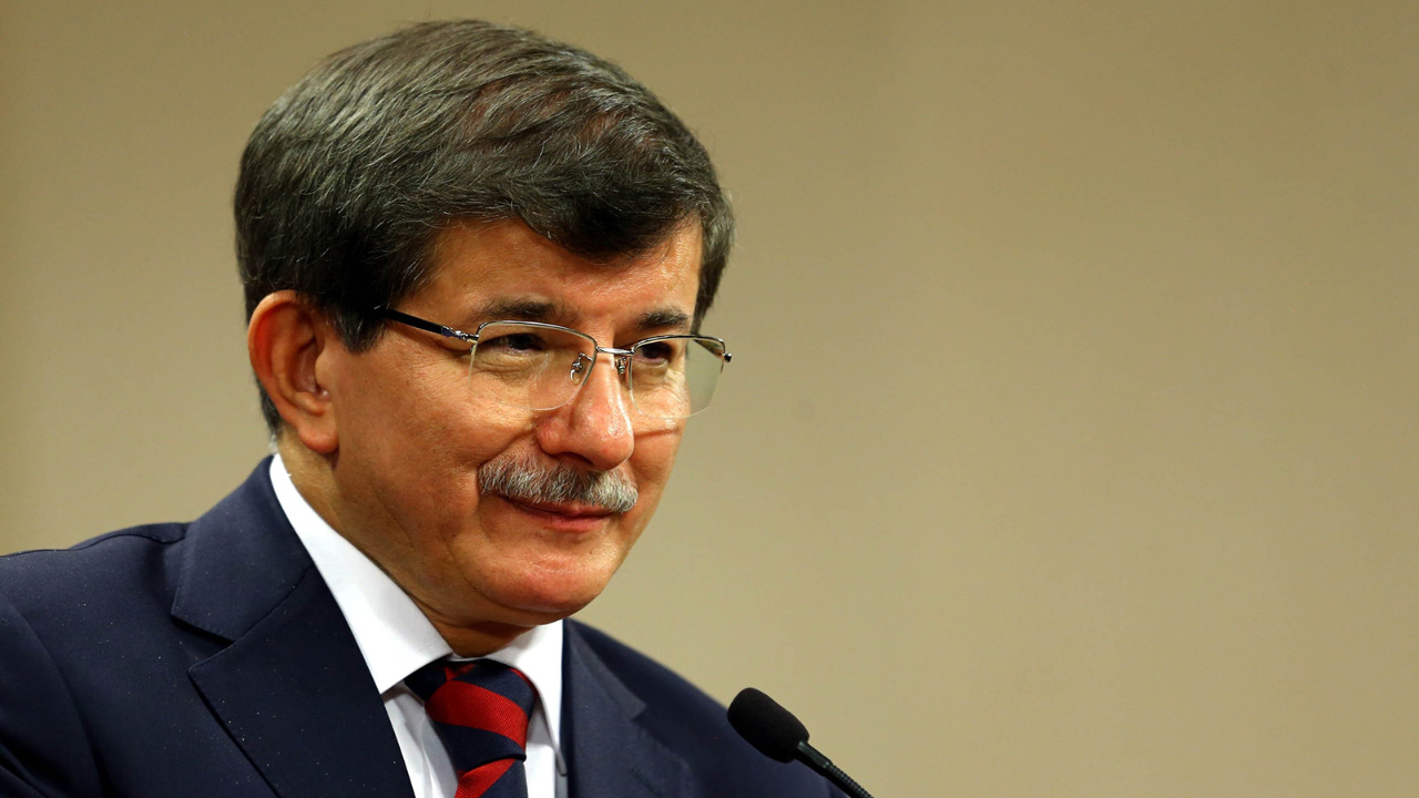 Davutoğlu partisinin logosunu seçti!