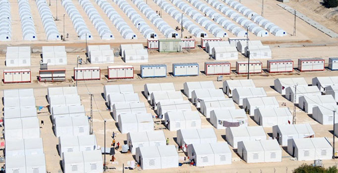 Kızılay'dan Halep'ten gelenler için 10 bin çadırlık kamp!