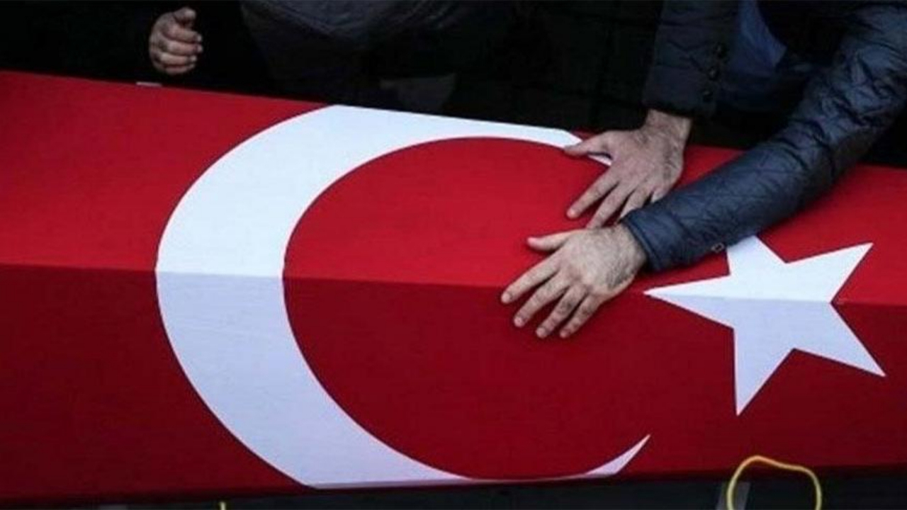Van'da silah kazasında yaralanan asker şehit oldu