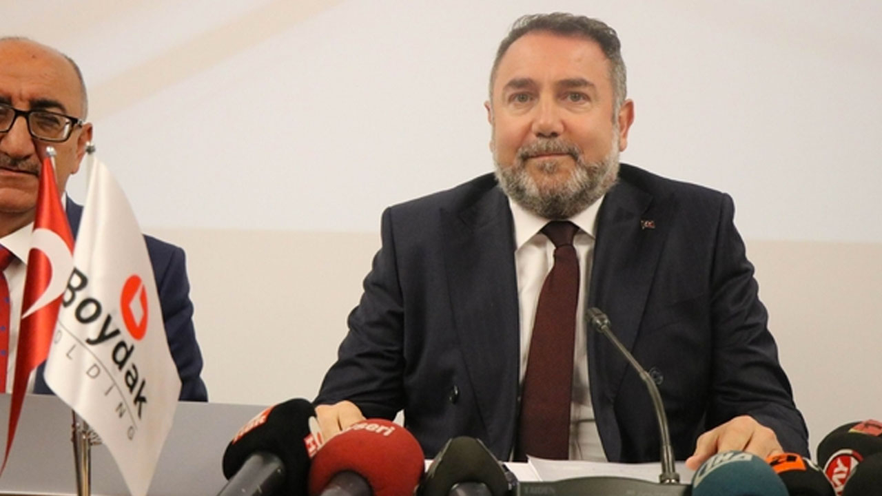Firari FETÖ'cü Ergun Babahan'a kupa göndermesi