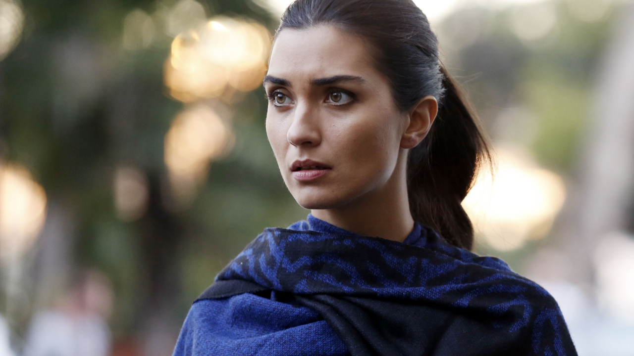 Tuba Büyüküstün geri dönüyor...