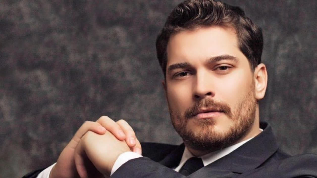 Çağatay Ulusoy sevgilisinin sözünden çıkmayacak!