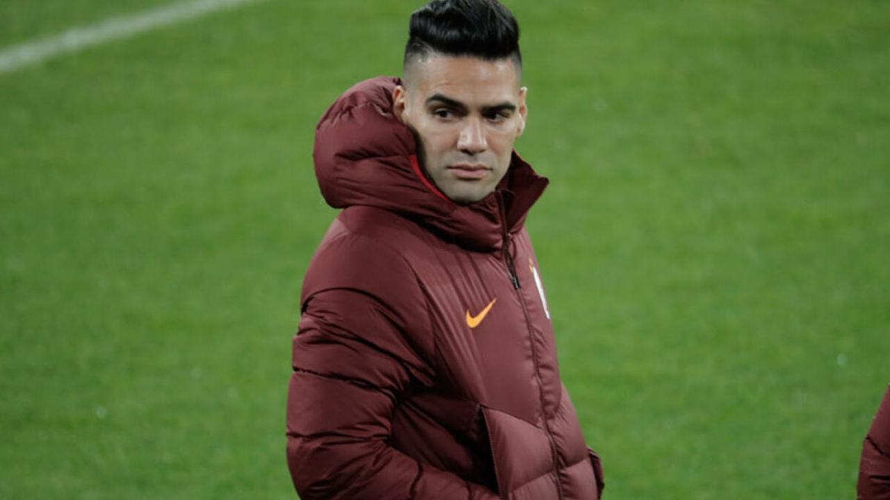 Falcao Galatasaray'dan ayrılıyor!