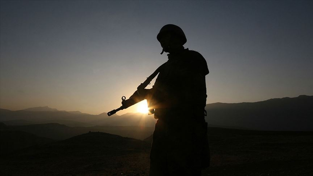 PKK'lı 5 terörist teslim oldu...