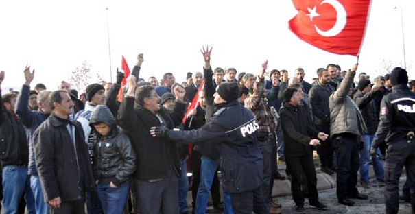 Kayseri'de bayrağını alan sokağa çıktı!