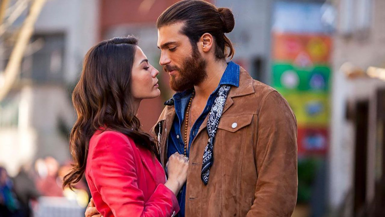 Demet Özdemir Can Yaman'ı uyardı!