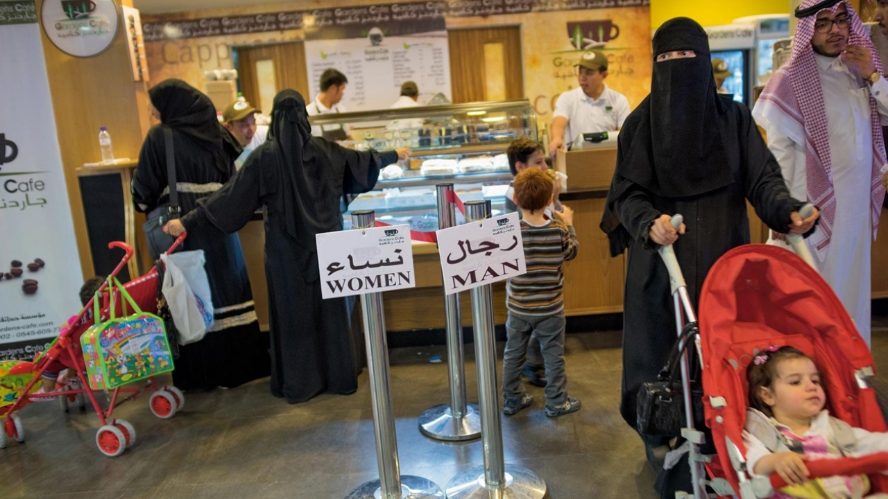 Suudi Arabistan'da kadınlar hakkında yeni karar!