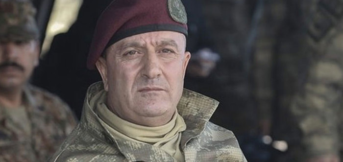 Zekai Aksakallı'dan darbeciye: Dilekçeni yaz, defol git!