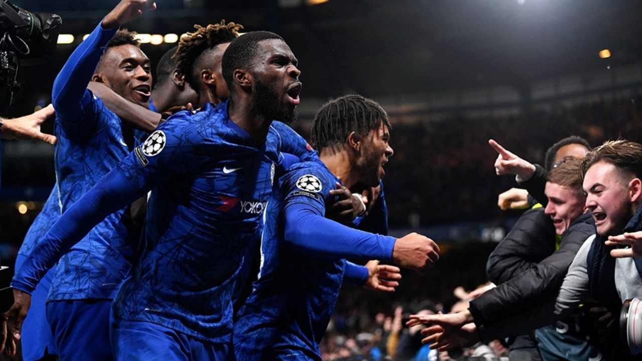 Chelsea, Yusuf ve Zeki'yi üzerek turladı!