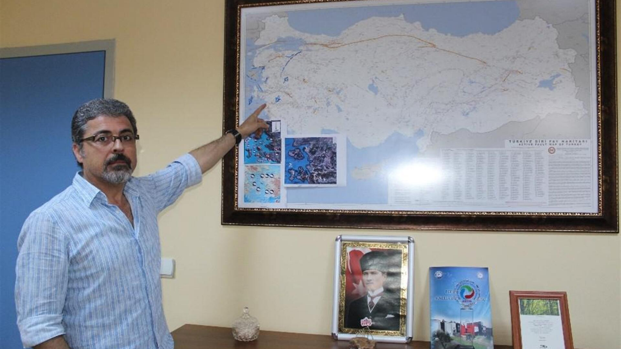 Deprem profesöründen 7.2'lik uyarı! "İzmir, İstanbul ve..."