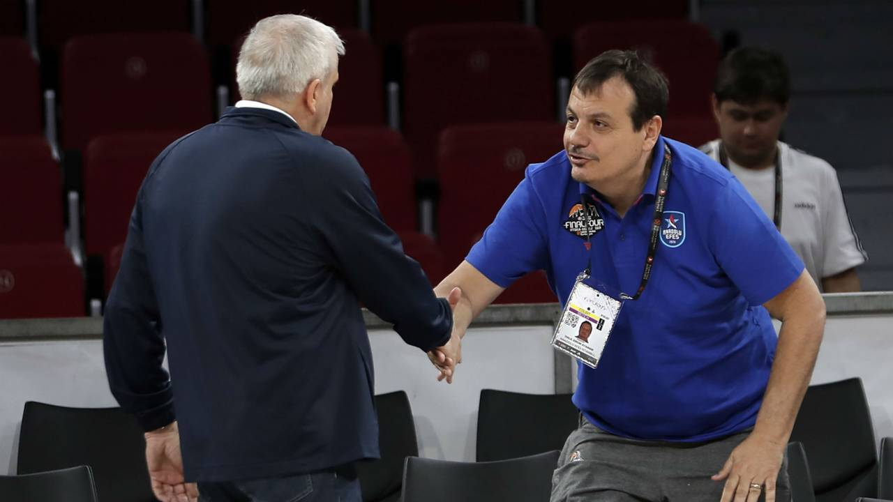Ergin Ataman, Fenerbahçe Beko'yu övdü!