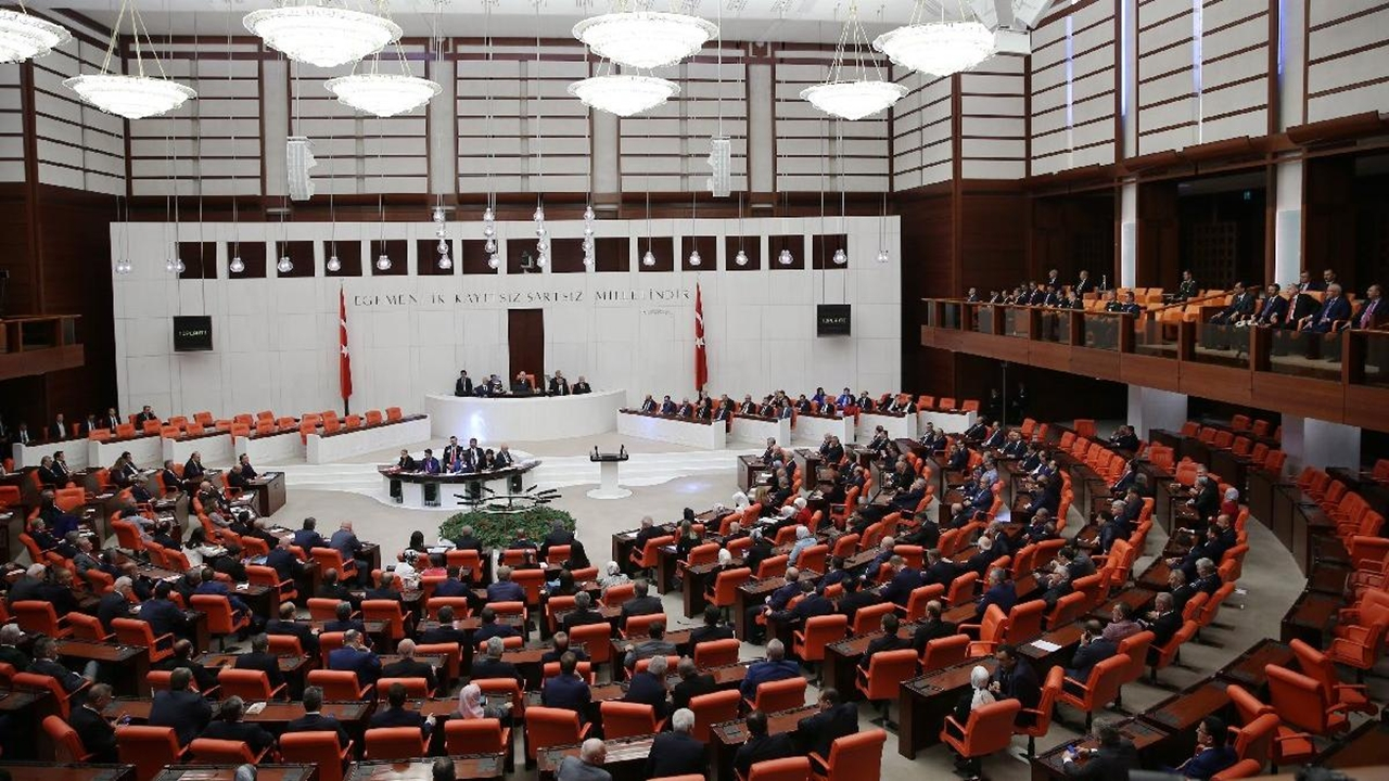 4 partiden ABD'ye kınama...