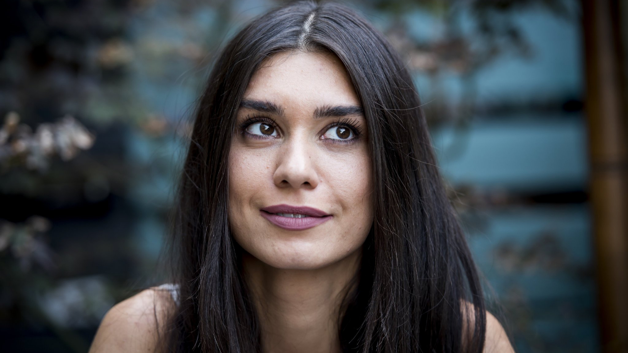 Burcu Kıratlı ekranlara geri dönüyor!
