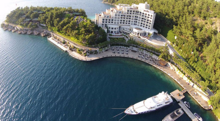 'Akın İpek’in Marmaris’teki otelinin arazisinde 13 milyarlık...'
