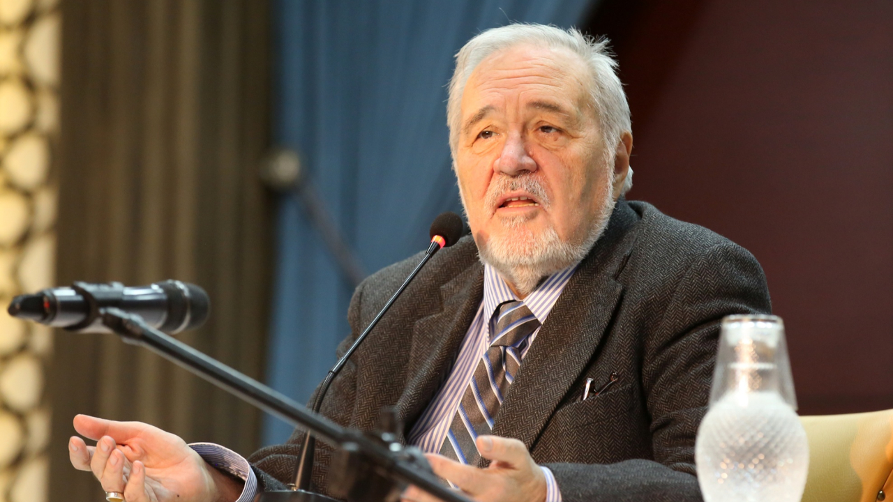İlber Ortaylı'dan Nobel tepkisi: Bu iğrenç bir şey!
