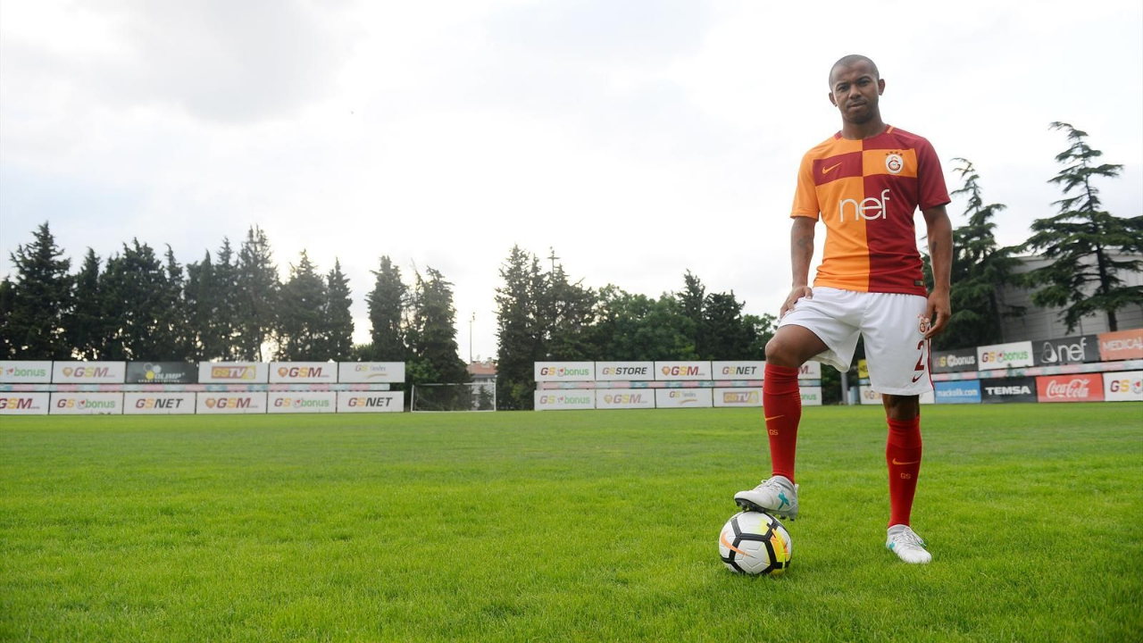 Mariano'dan yönetime 'gitmiyorum' resti!